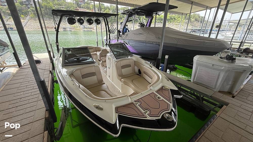 Slide: The Image of 2011 Chaparral 224 Sunesta - 15620734