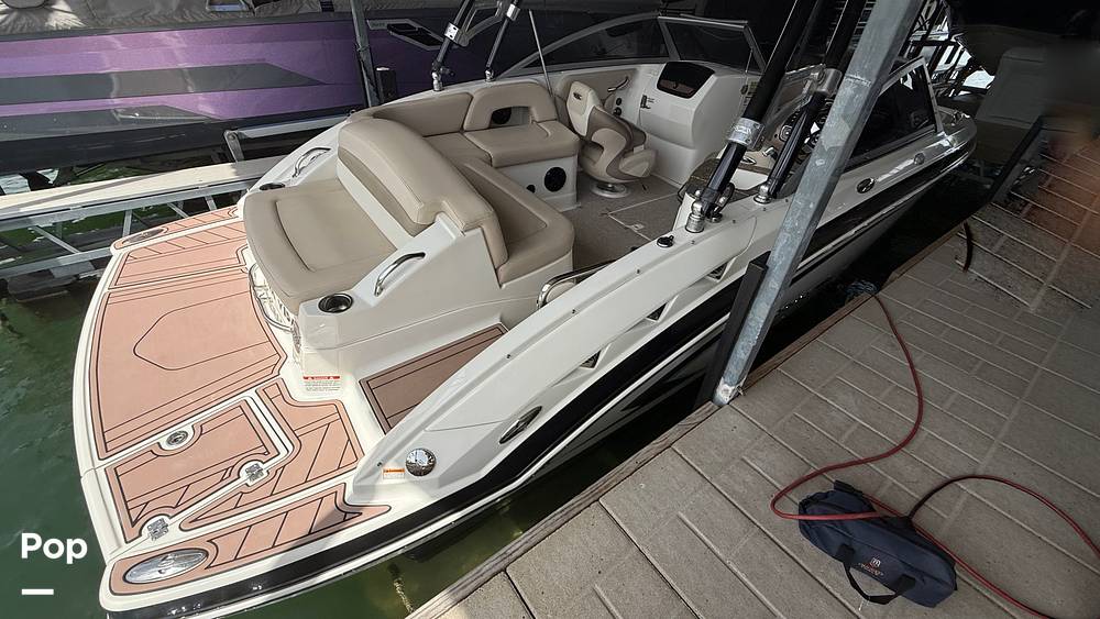 Slide: The Image of Transom Seating - 15620813