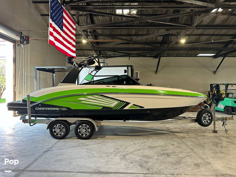 Slide: The Image of 2015 Chaparral 243 VRX - 11