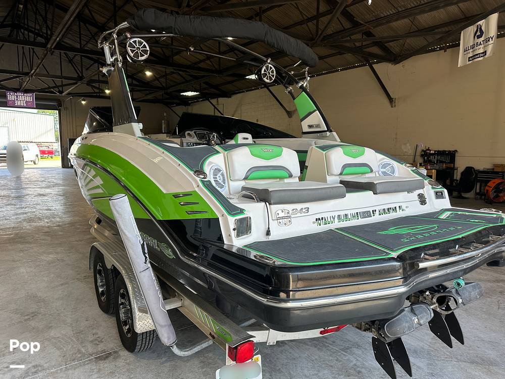 Slide: The Image of 2015 Chaparral 243 VRX - 16