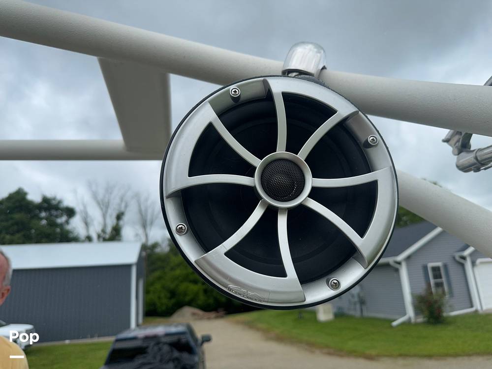 Slide: The Image of Chaparral 243 VRX 2015 - 30