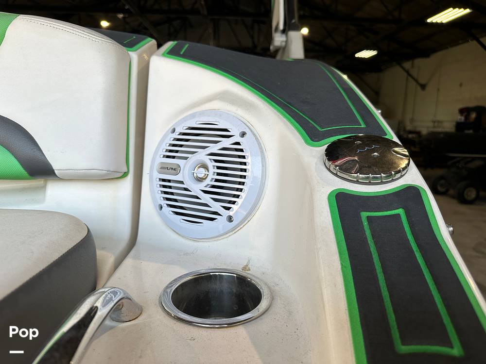 Slide: The Image of Chaparral 243 VRX 2015 - 48