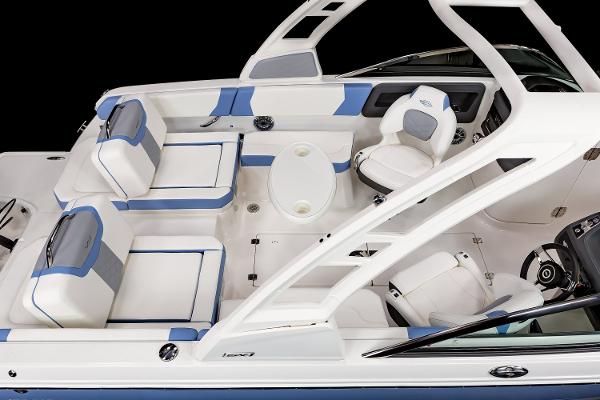 Slide: The Image of Chaparral 250 OSX OB 2023 - 8