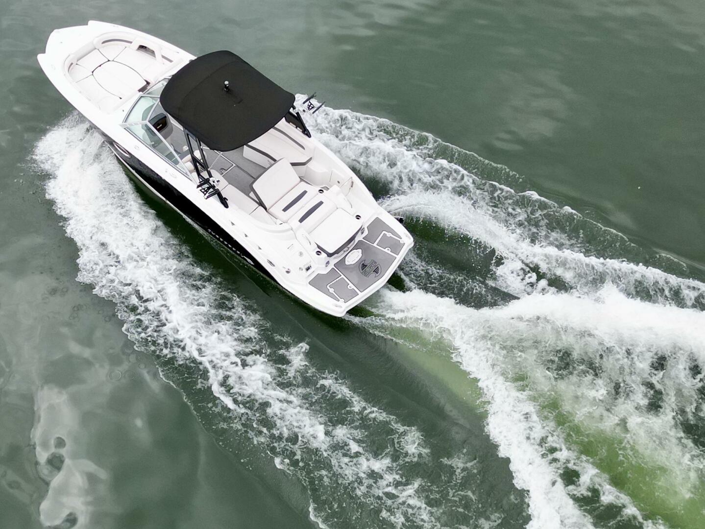 Slide: The Image of Chaparral 264 Sunesta Surf 2018 - 5256110