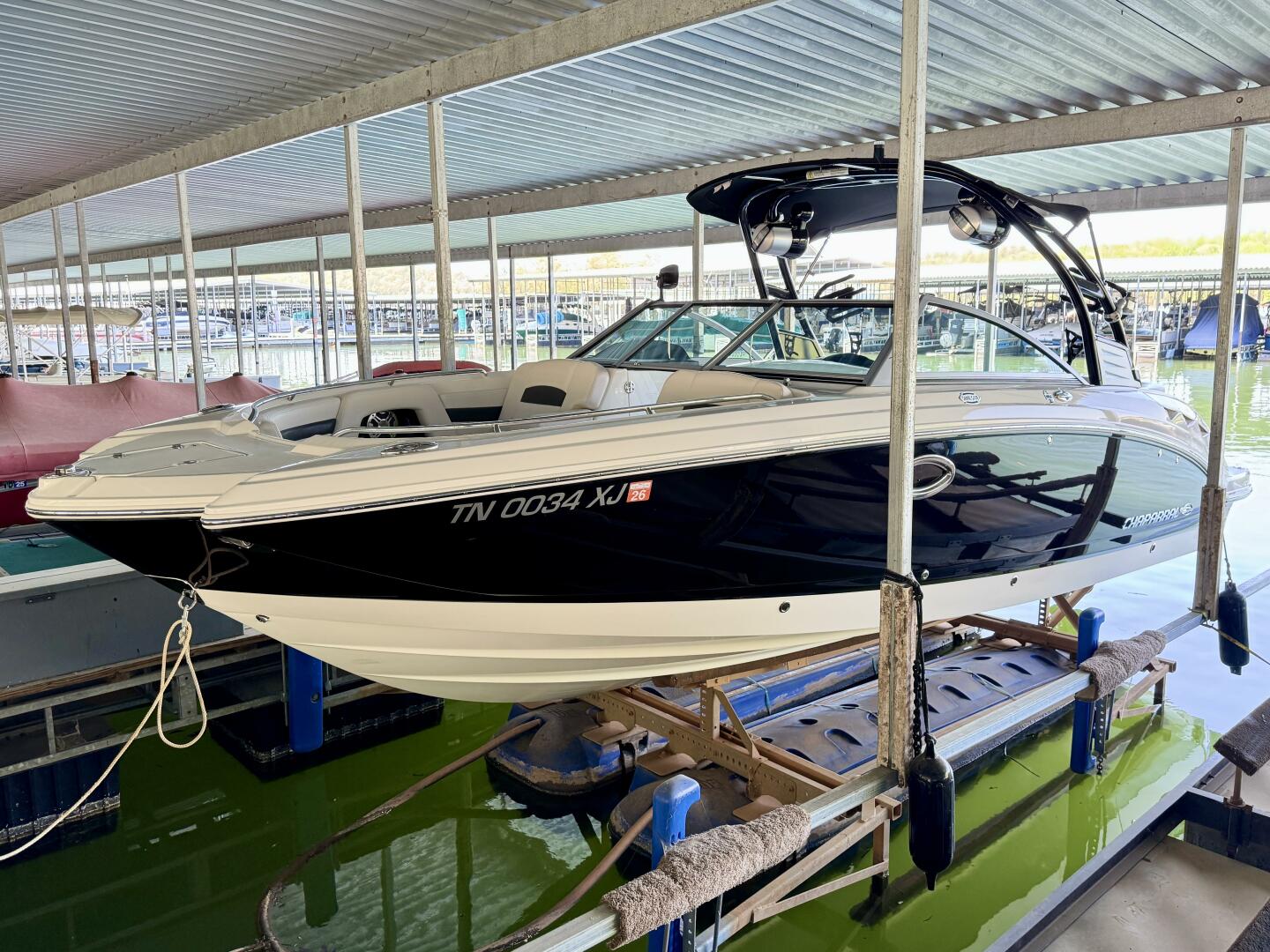 Slide: The Image of Chaparral 264 Sunesta Surf 2018 - 5255995