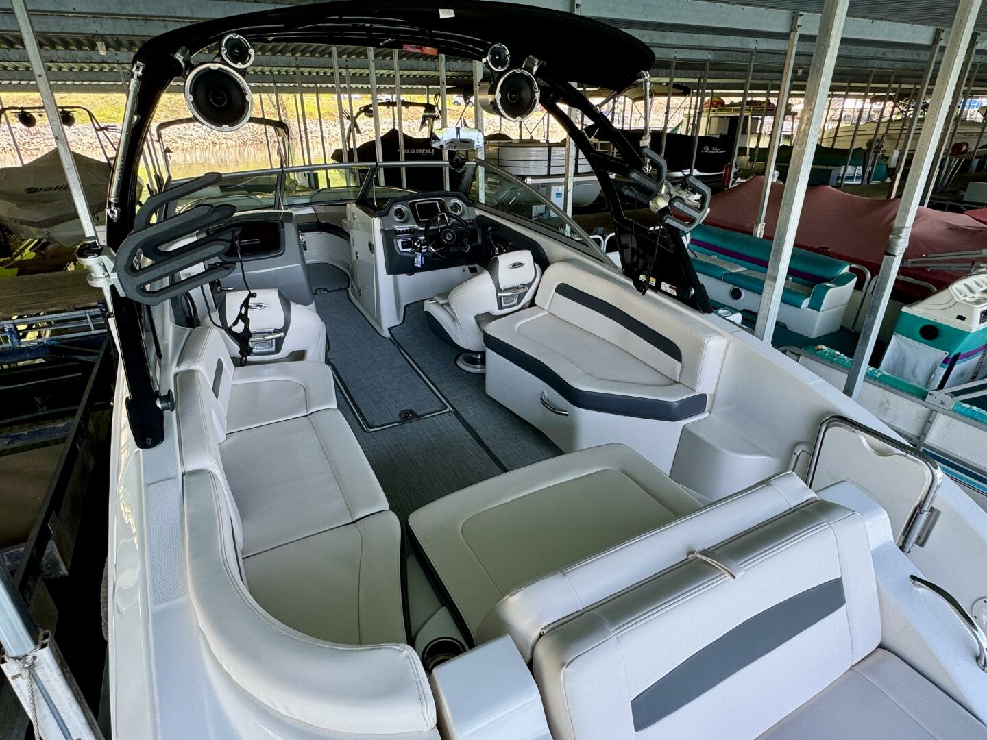 Slide: The Image of Chaparral 264 Sunesta Surf 2018 - 5256002