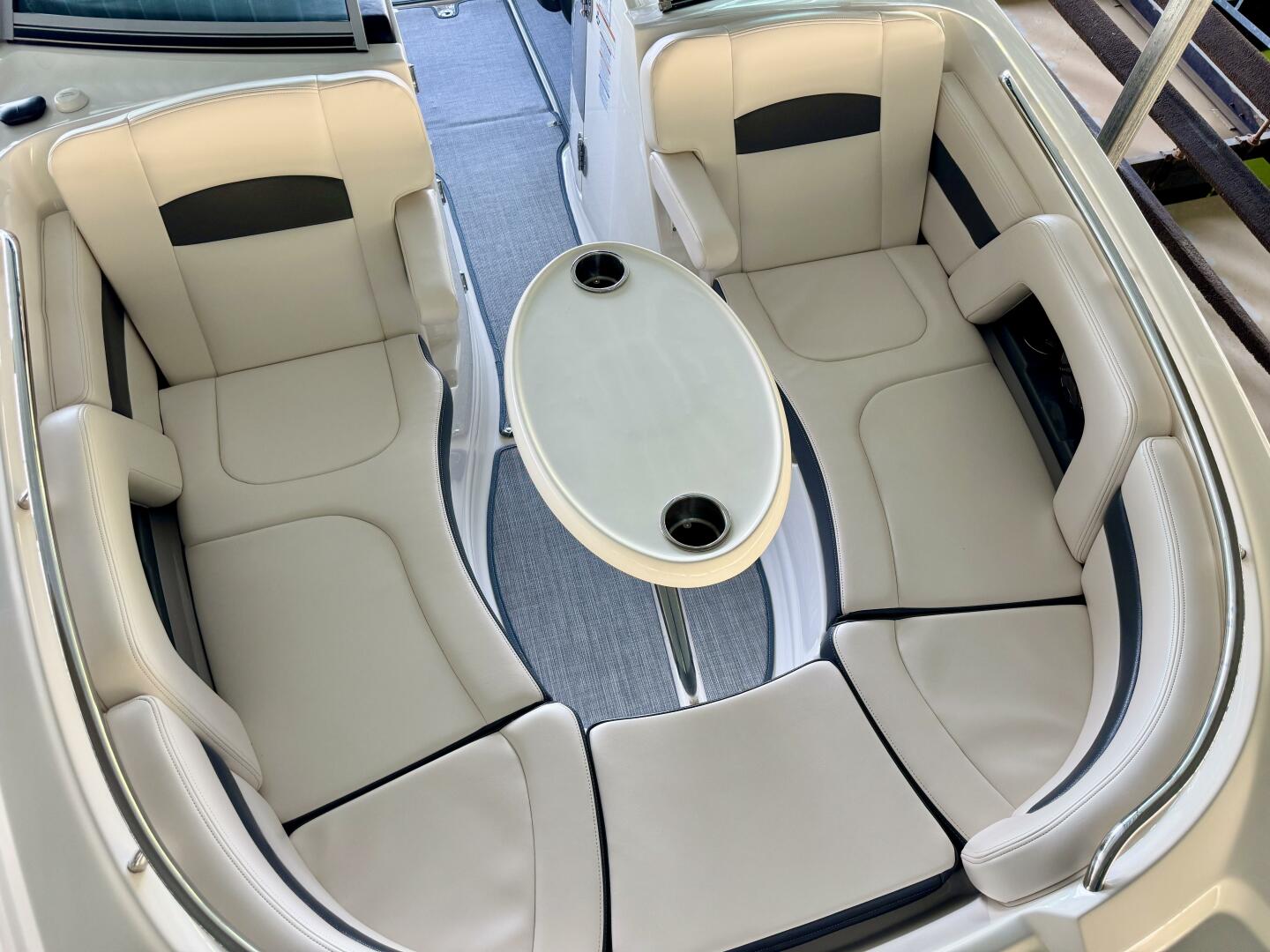 Slide: The Image of Chaparral 264 Sunesta Surf 2018 - 5256037