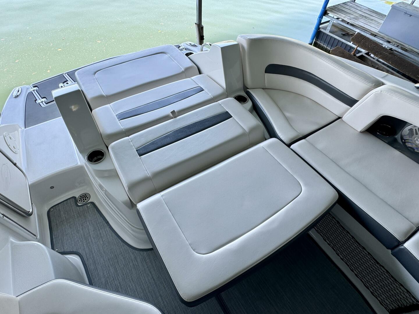 Slide: The Image of Chaparral 264 Sunesta Surf 2018 - 5256050