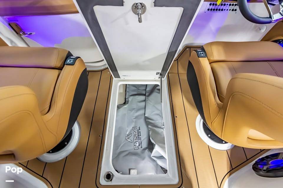 Slide: The Image of Chaparral 26 SURF Black Edition 2022 - 15019365