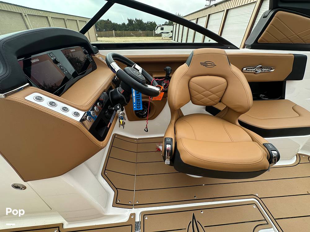 Slide: The Image of Chaparral 26 SURF Black Edition 2022 - 15313086