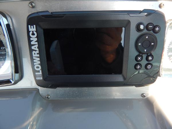 Slide: The Image of Lowrance Hook GPS system on 2009 Chaparral 275 SSi boat dashboard. - 48