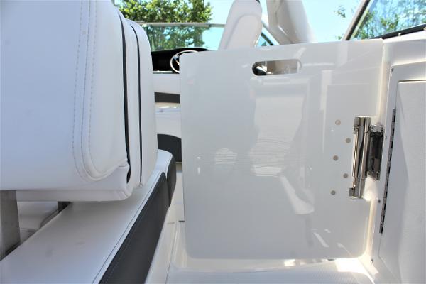 Slide: The Image of Chaparral 280 OSX 2021 - 7