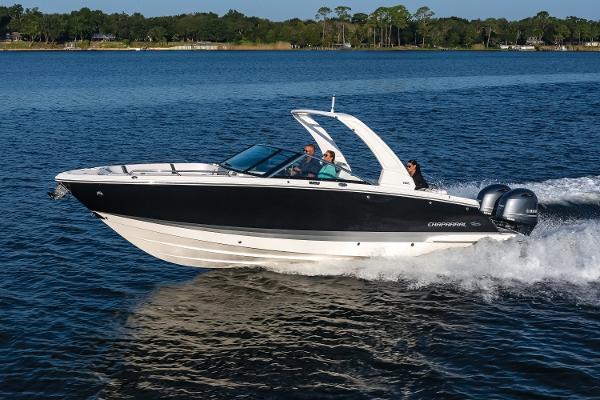 Slide: The Image of Chaparral 280 OSX 2023 - 3