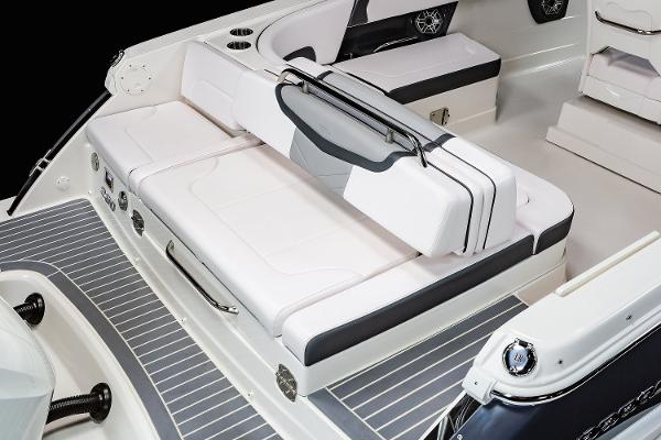 Slide: The Image of Chaparral 280 OSX 2023 - 6