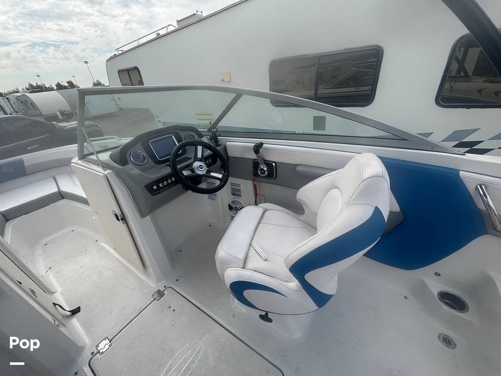 Slide: The Image of Chaparral H2O SURF 2019 - 15792603