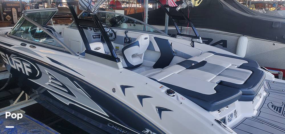 Slide: The Image of Chaparral SSI 21 Surf 2021 - 54