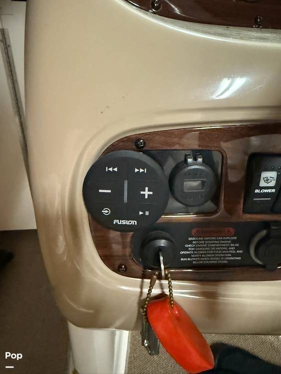 Slide: The Image of Chaparral Sunesta 254 2005 - 15382617