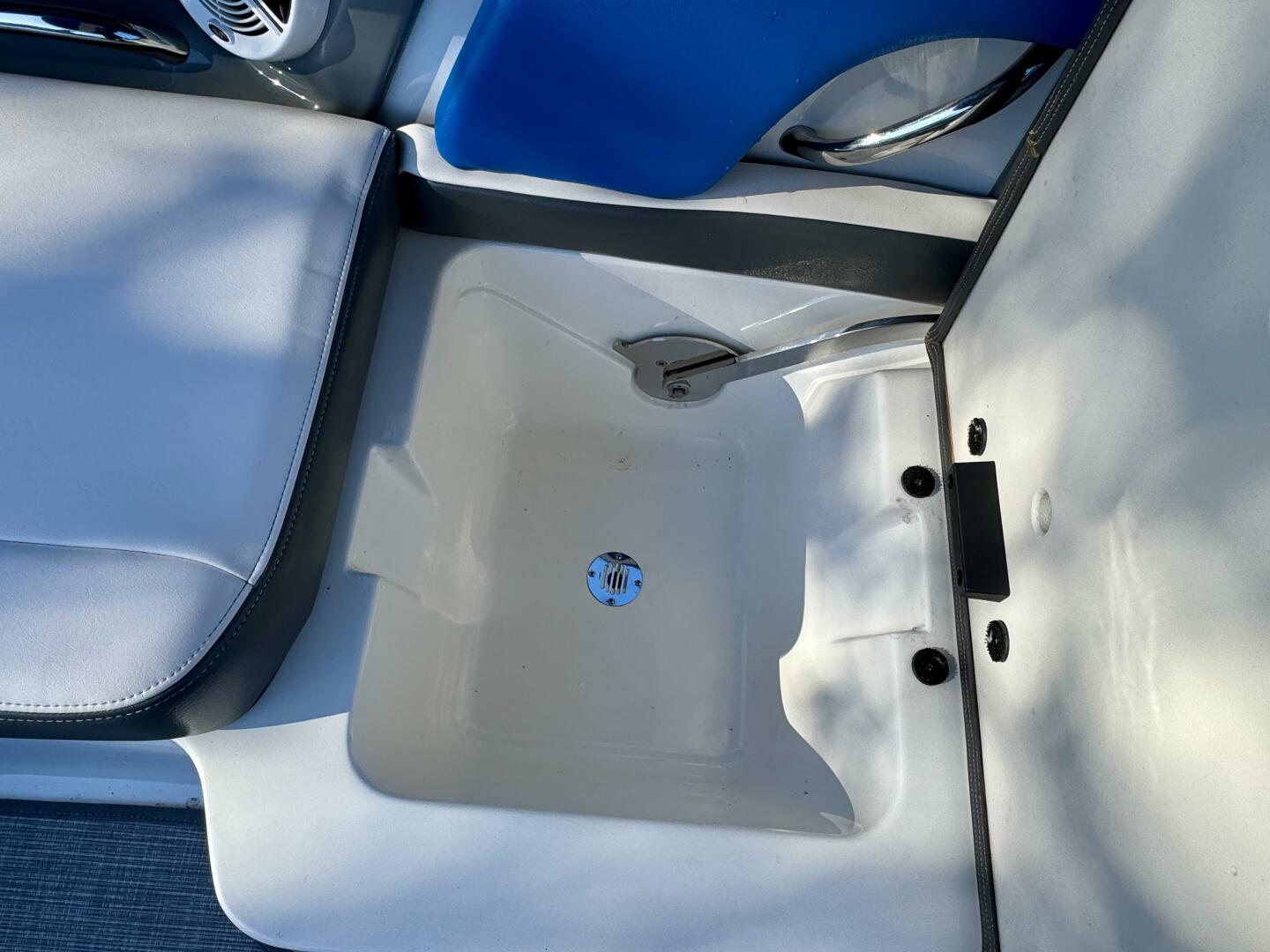 Slide: The Image of Chaparral Vortex 203 VRX Jet Boat 2017 - 4924138
