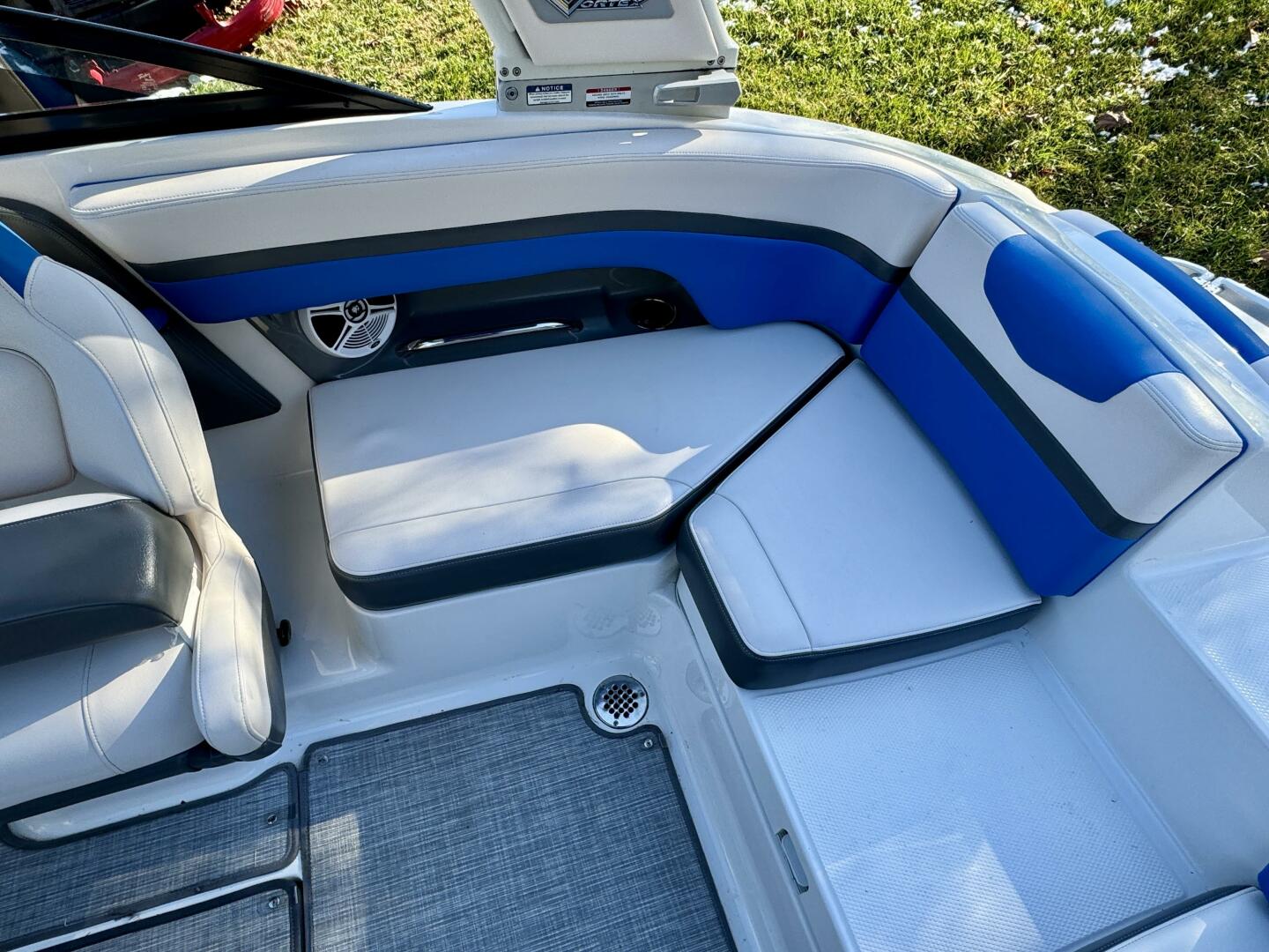 Slide: The Image of Chaparral Vortex 203 VRX Jet Boat 2017 - 4924142