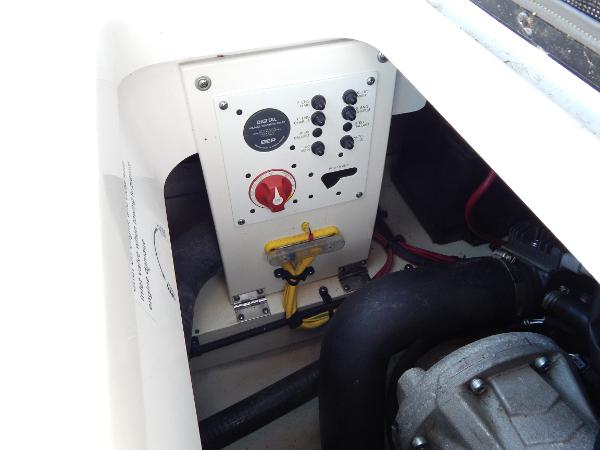 Slide: The Image of Control panel of a 2015 Chaparral Vortex 223 VRX boat. - 39