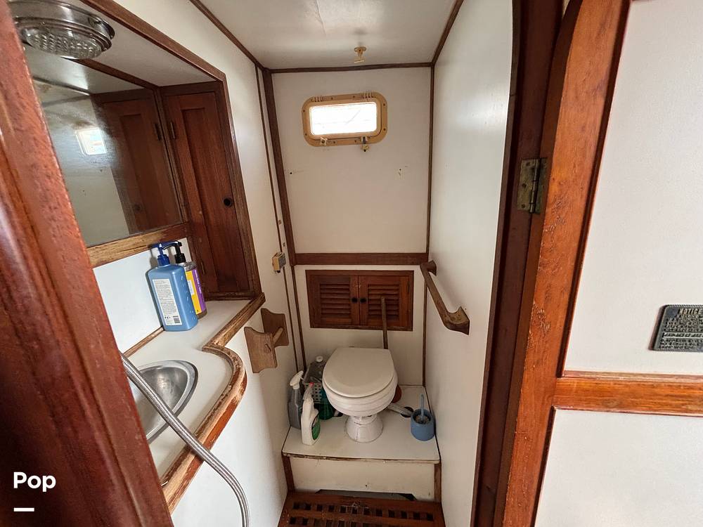 Slide: The Image of CHB 33 1983 - 15823581