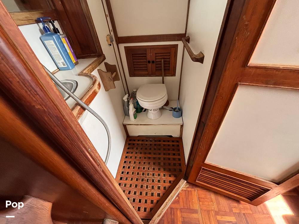 Slide: The Image of Bathroom #2 - 15823582