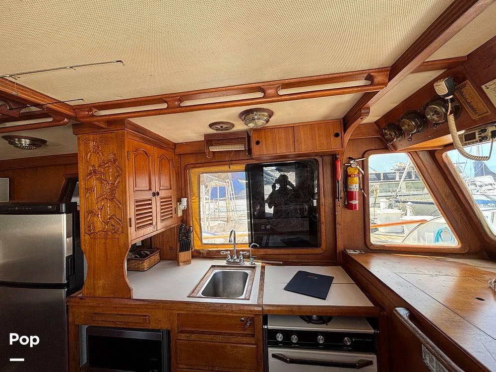 Slide: The Image of CHB 33 1983 - 15823635