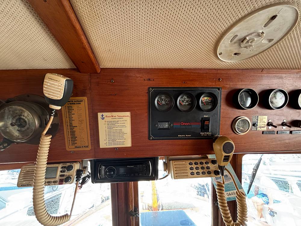 Slide: The Image of CHB 33 1983 - 15823642