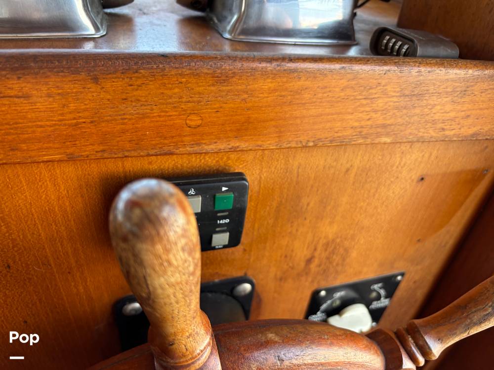 Slide: The Image of CHB 33 1983 - 15823654