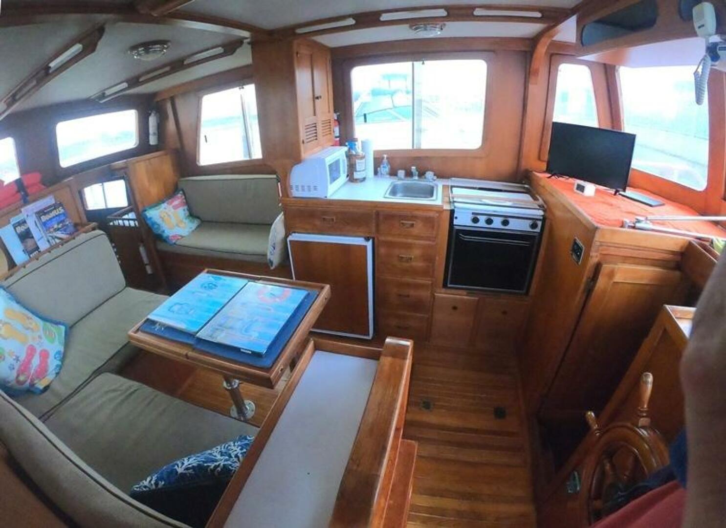Slide: The Image of CHB 34 Trawler 1977 - 4824900
