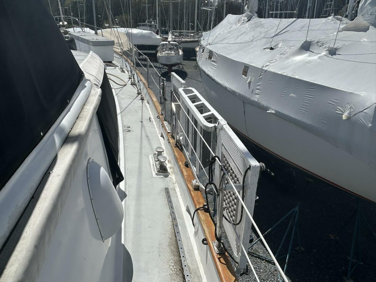 Slide: The Image of Cheoy Lee 63 Long Range Motorsailer 1985 - 4763628
