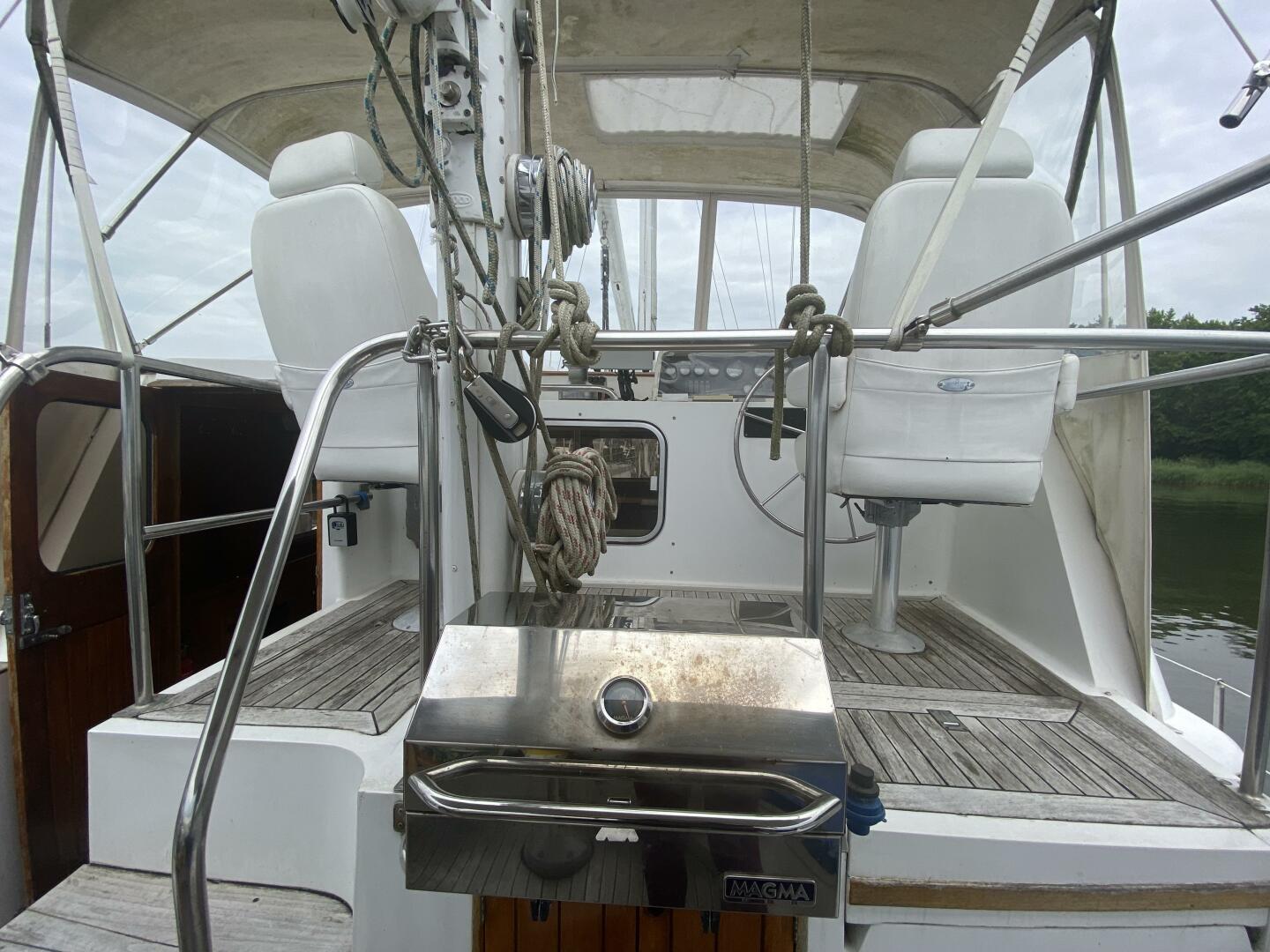 Slide: The Image of Cheoy Lee 63 Long Range Motorsailer 1985 - 4798310
