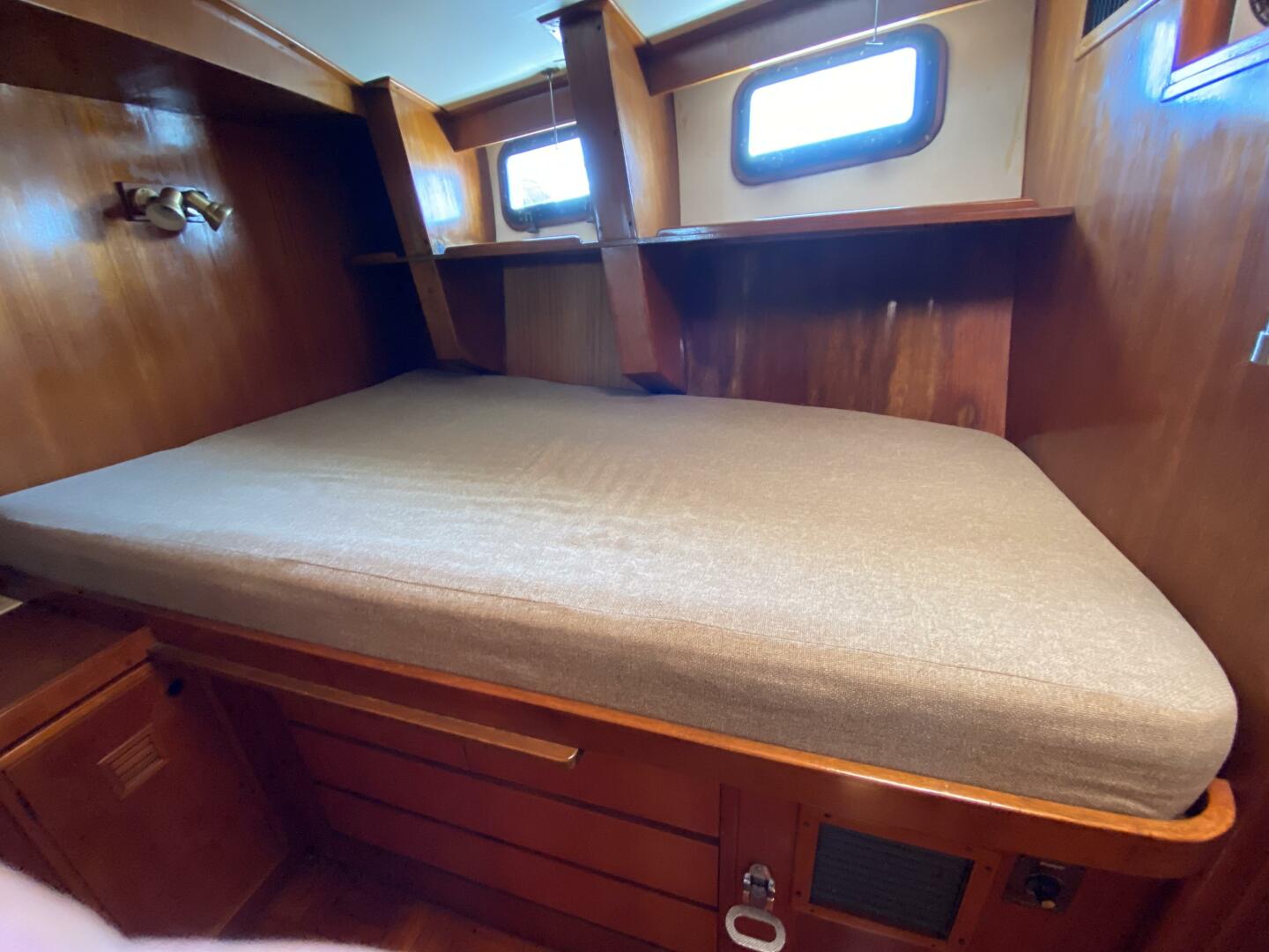 Slide: The Image of Cheoy Lee 63 Long Range Motorsailer 1985 - 4798246