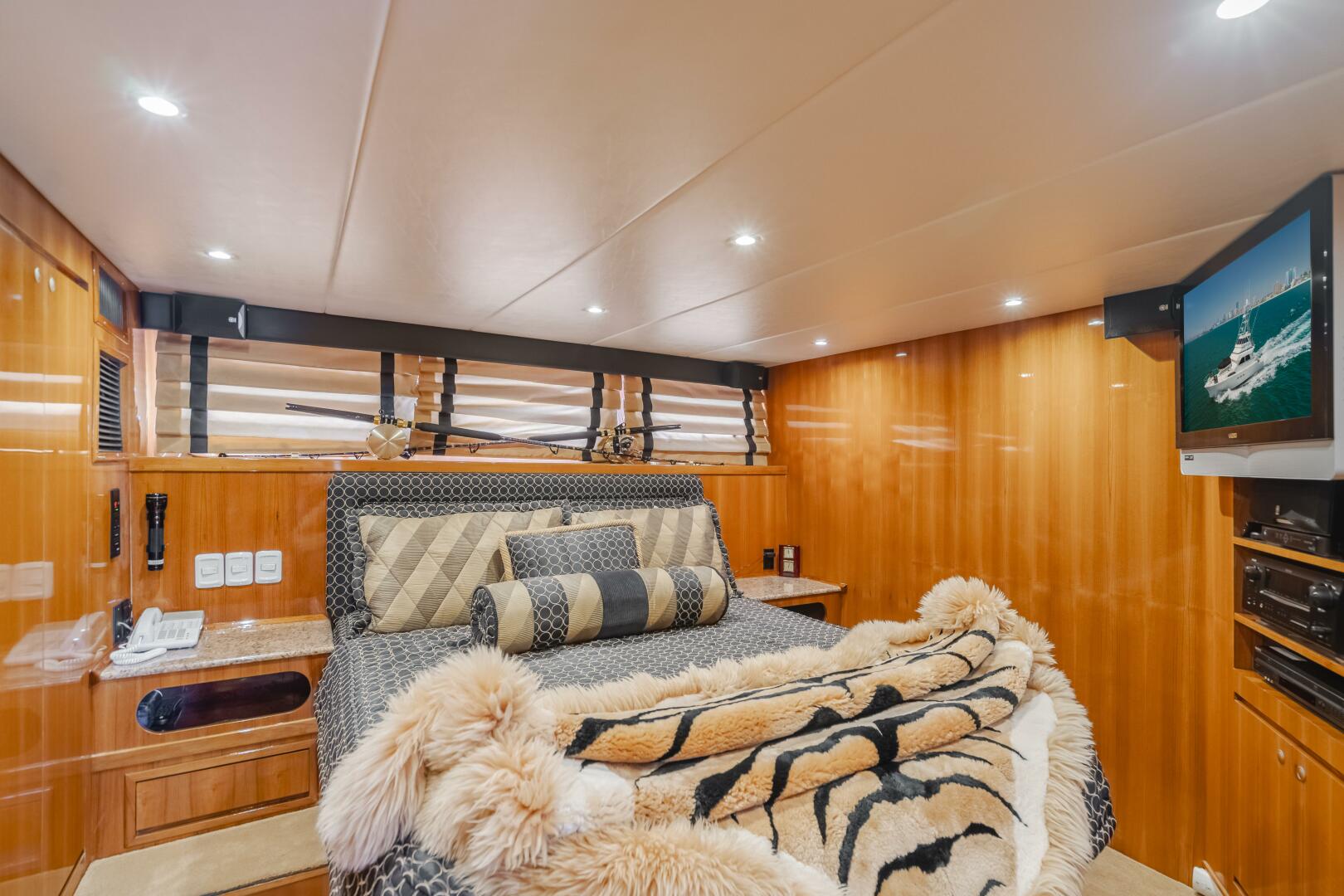 Slide: The Image of 1988 70 Cheoy Lee Enclosed Bridge - Fan Tail I  - 5065949