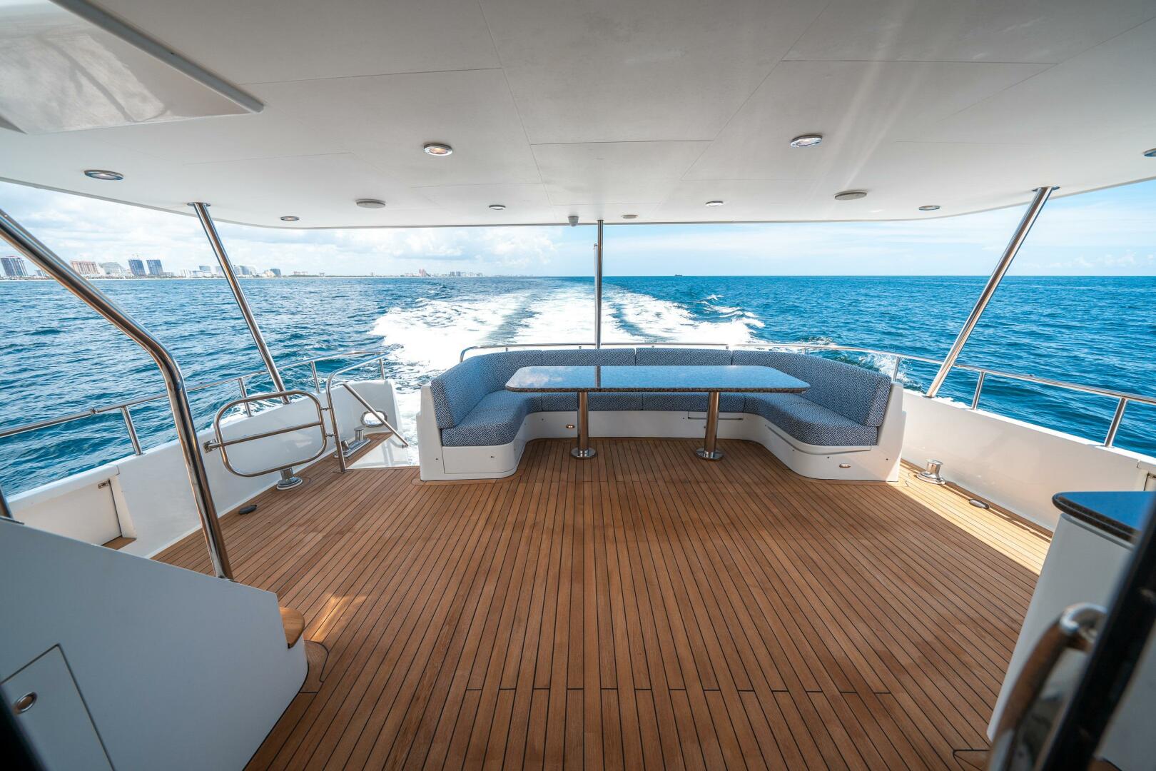 Slide: The Image of Cheoy Lee Bravo Series Motor Yacht 2006 - 4586769