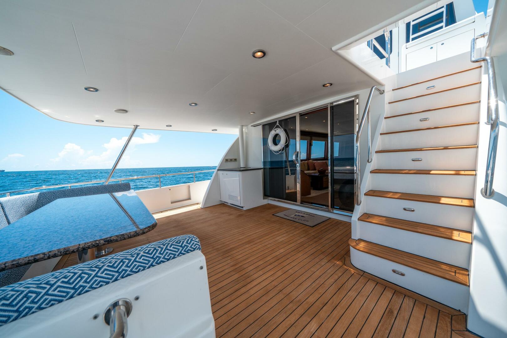 Slide: The Image of Cheoy Lee Bravo Series Motor Yacht 2006 - 4586774