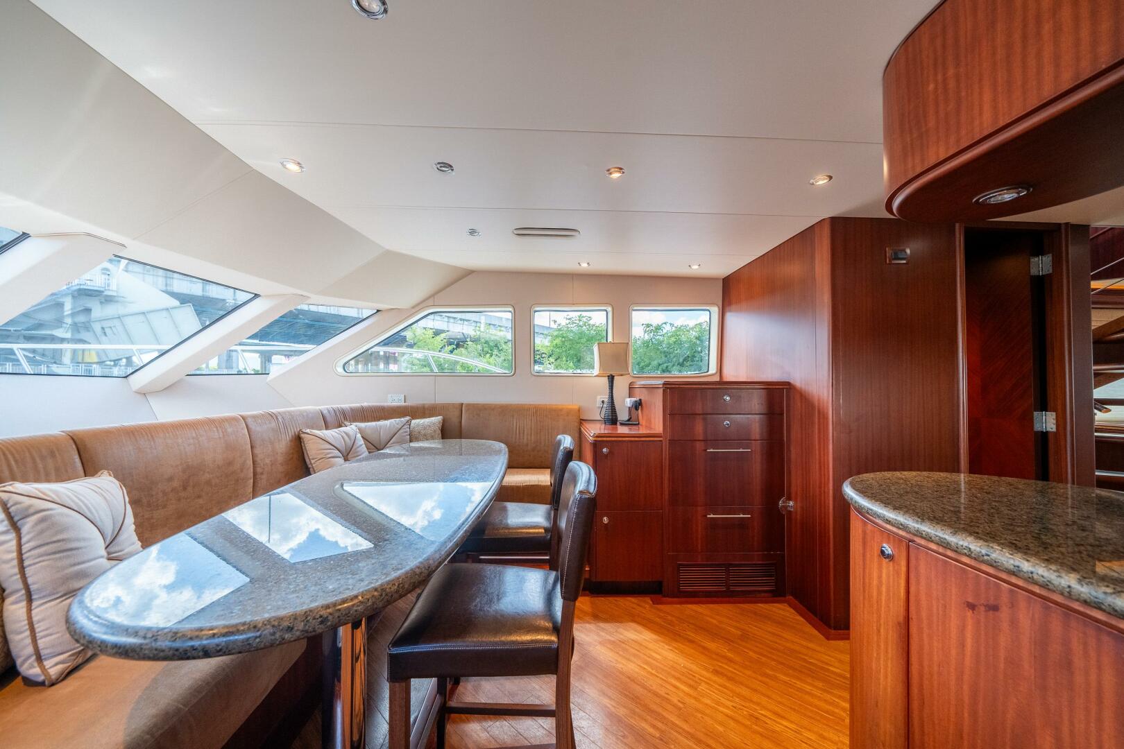 Slide: The Image of Cheoy Lee Bravo Series Motor Yacht 2006 - 4586796