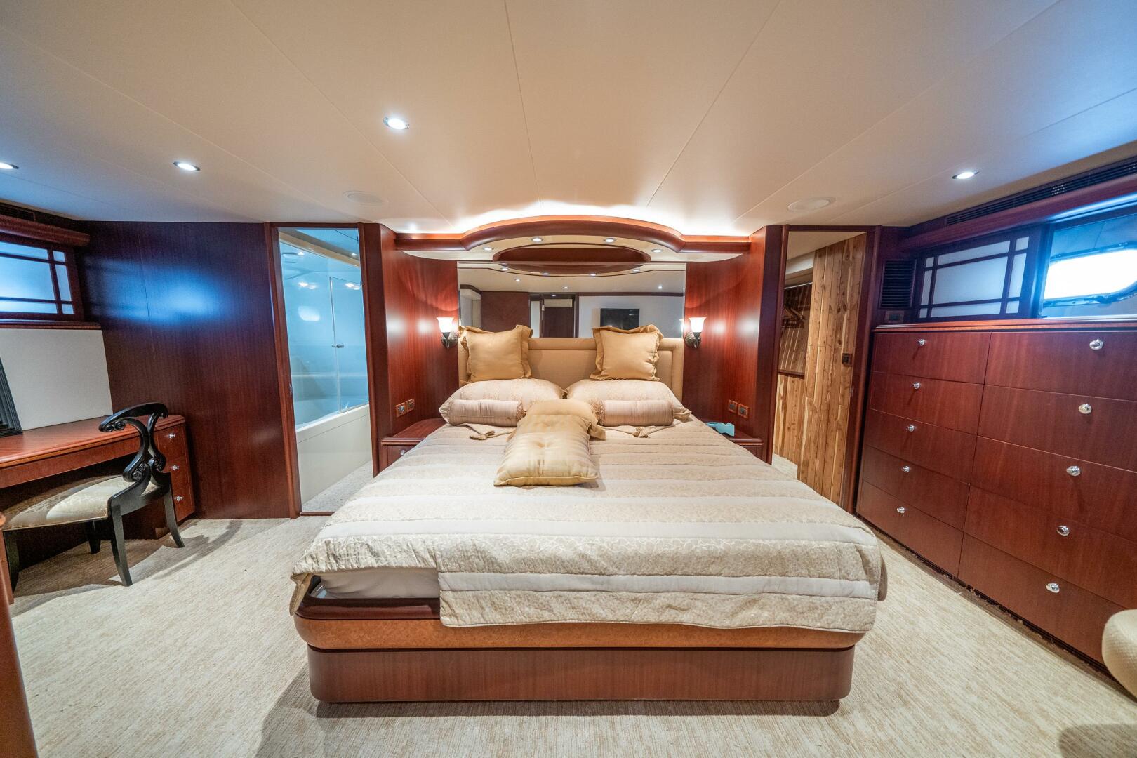 Slide: The Image of Cheoy Lee Bravo Series Motor Yacht 2006 - 4586804
