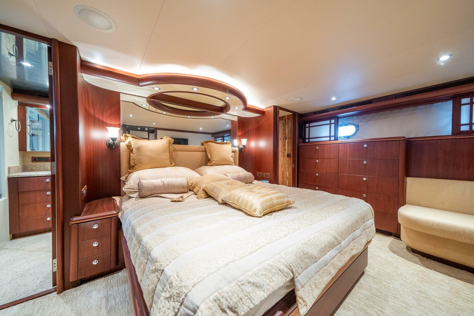 Slide: The Image of Cheoy Lee Bravo Series Motor Yacht 2006 - 4586807