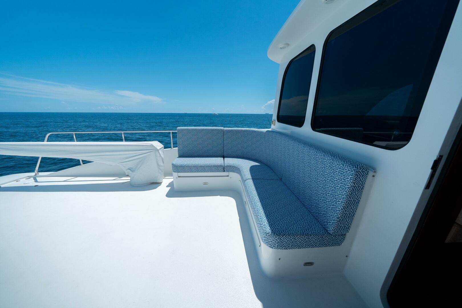 Slide: The Image of Cheoy Lee Bravo Series Motor Yacht 2006 - 4586877