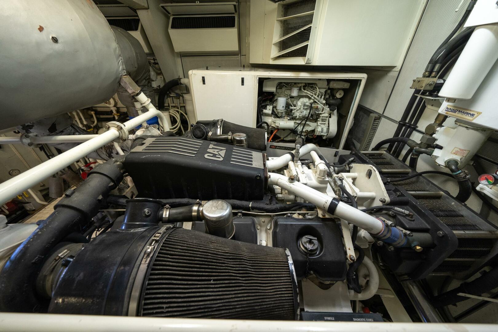 Slide: The Image of Cheoy Lee Bravo Series Motor Yacht 2006 - 4586722