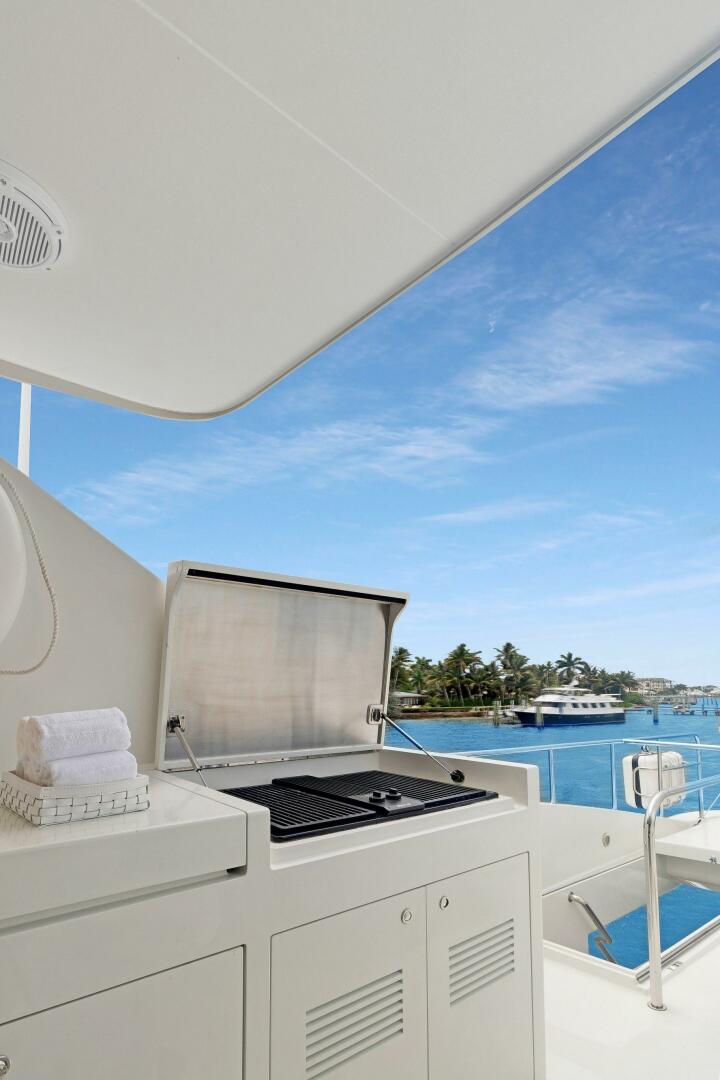 Slide: The Image of Cheoy Lee Cockpit Motor Yacht 2007 - 5051890