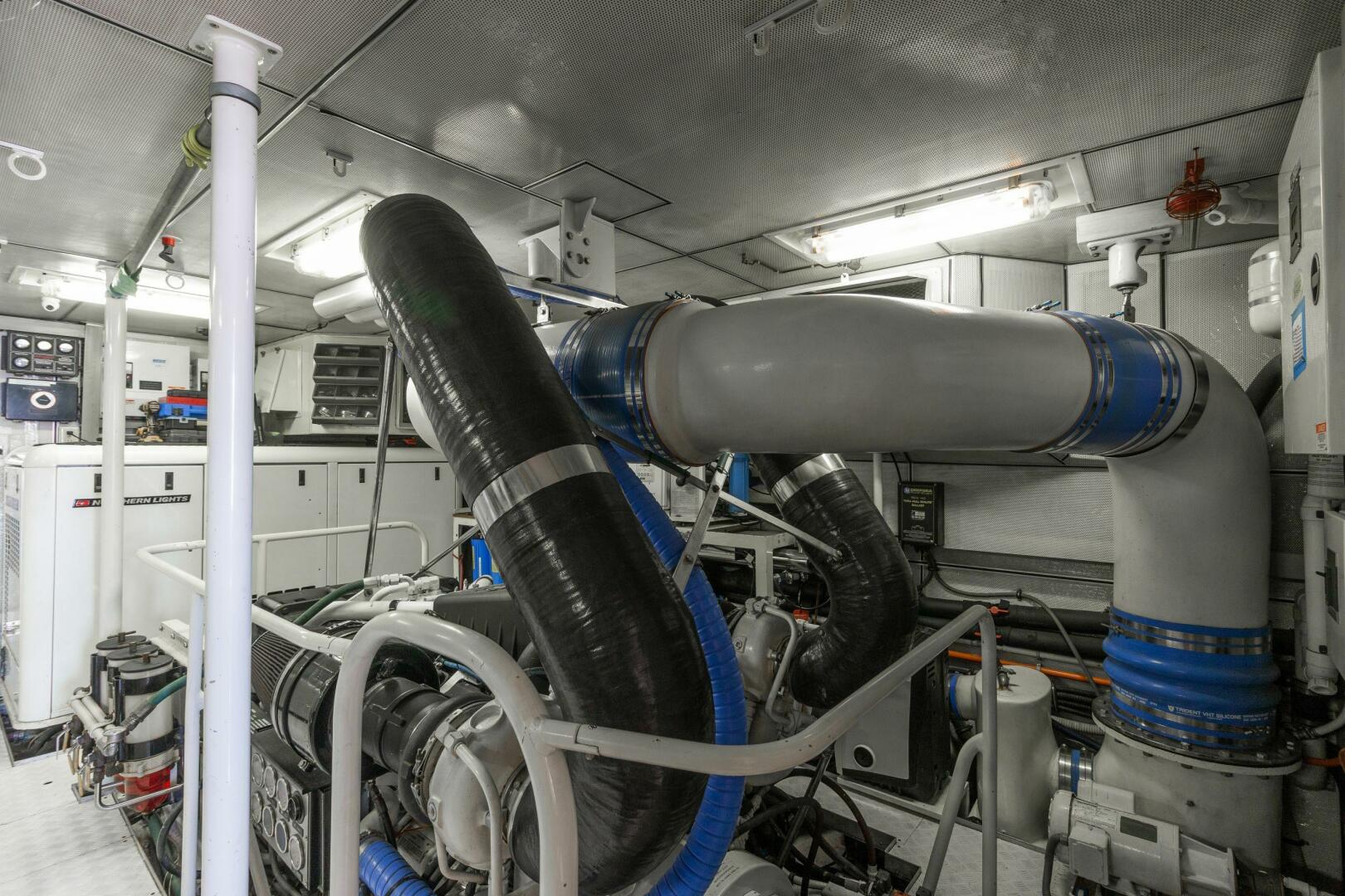 Slide: The Image of Cheoy Lee Cockpit Motor Yacht 2007 - 5051902