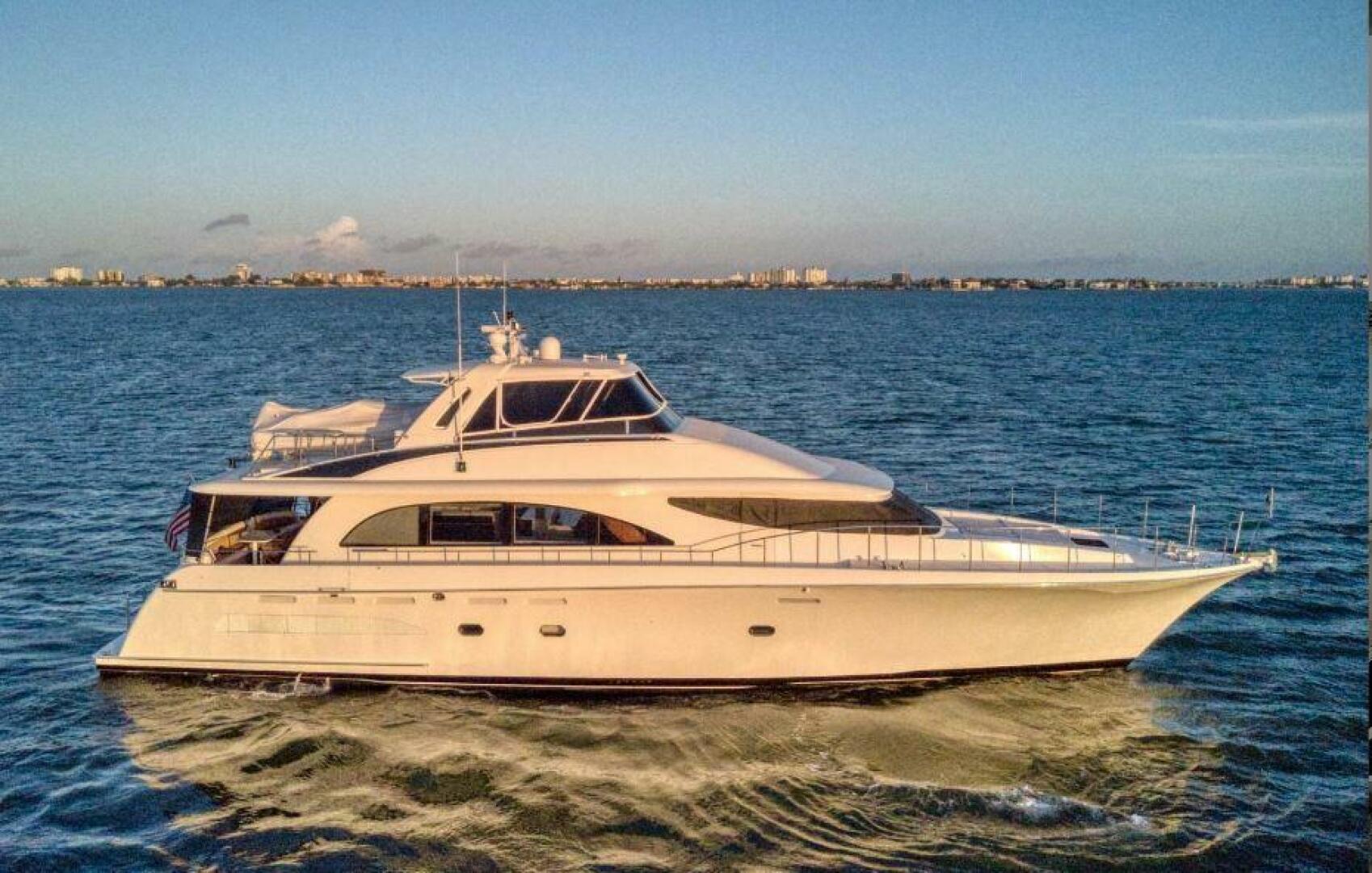 Slide: The Image of Cheoy Lee Motor Yacht 1998 - 3919561