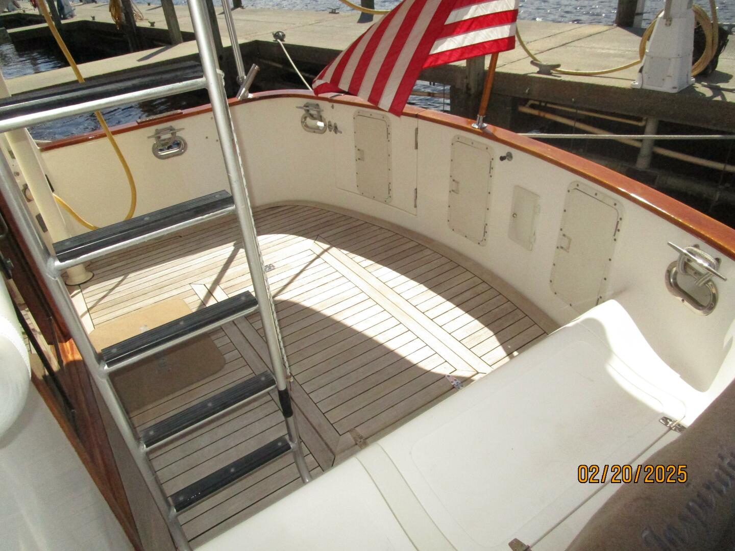 Slide: The Image of 50' Cherubini cockpit1 - 5060380