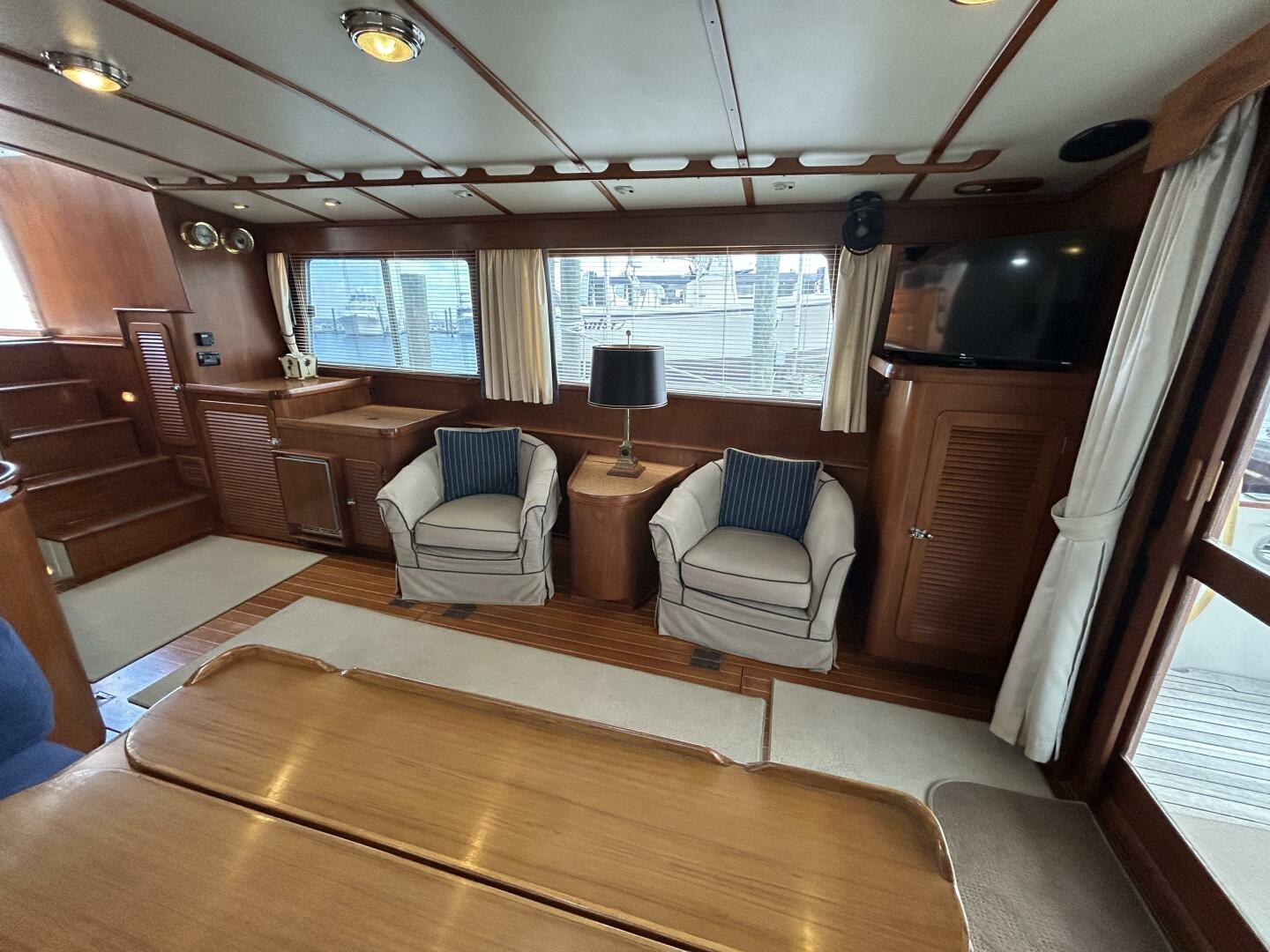 Slide: The Image of 50' Cherubini salon starboard - 5060758