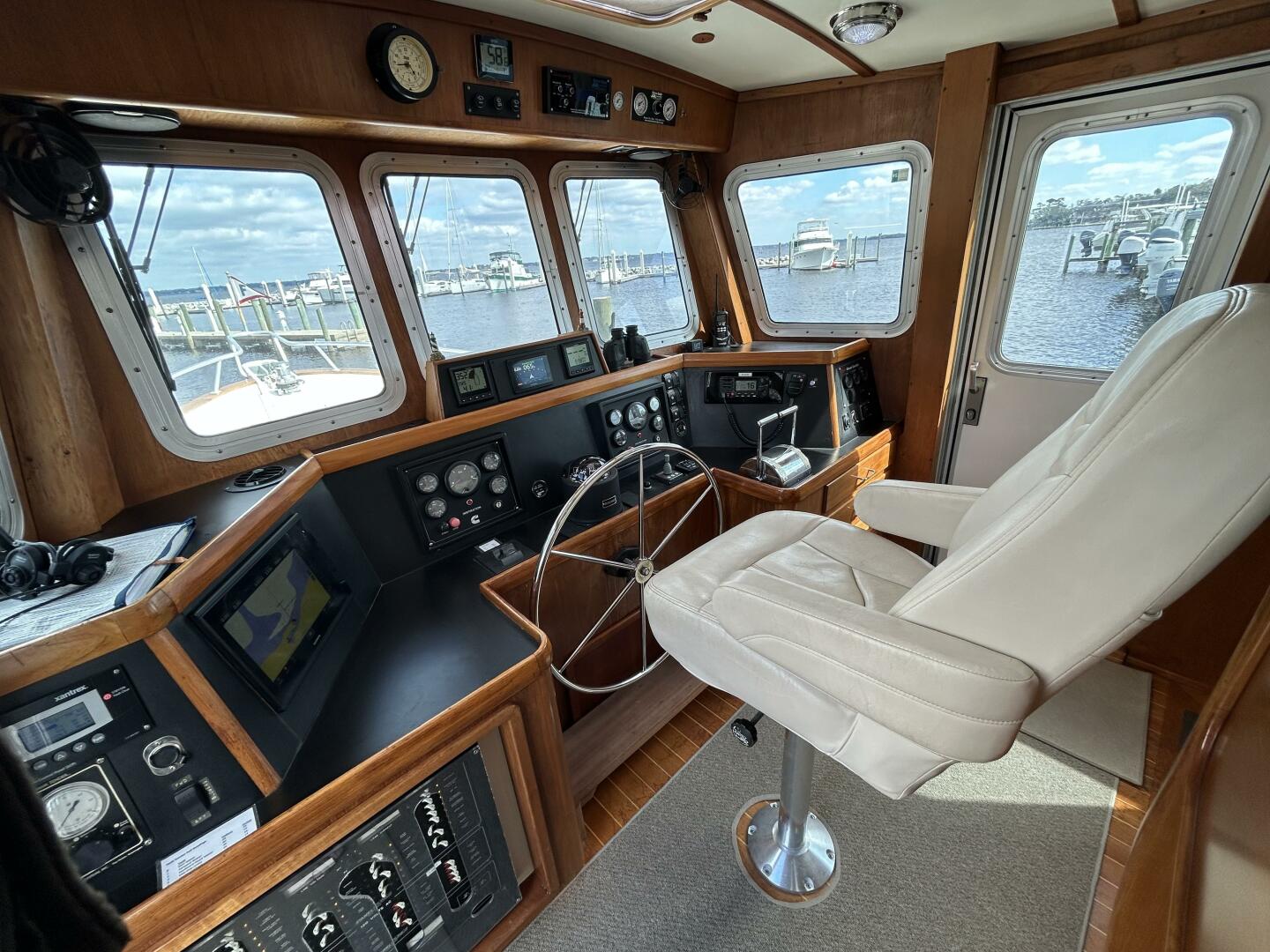 Slide: The Image of 50' Cherubini pilothouse helm1 - 5060420