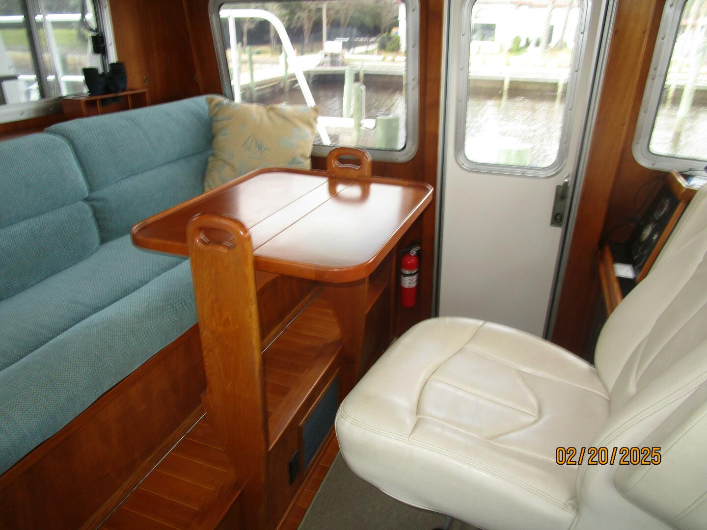 Slide: The Image of 50' Cherubini pilothouse table - 5060645