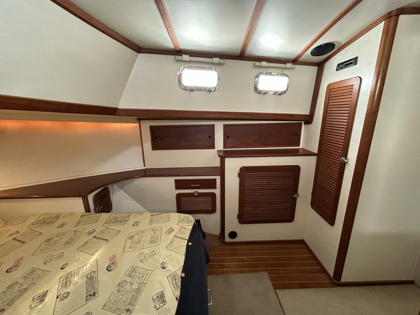 Slide: The Image of 50' Cherubini master stateroom starboard - 5060417