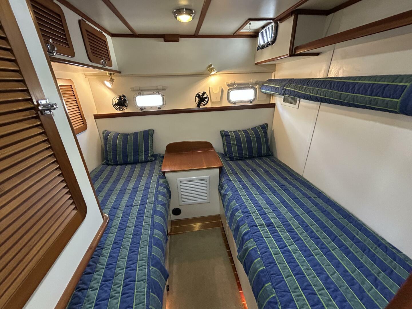 Slide: The Image of 50' Cherubini guest stateroom - 5060405